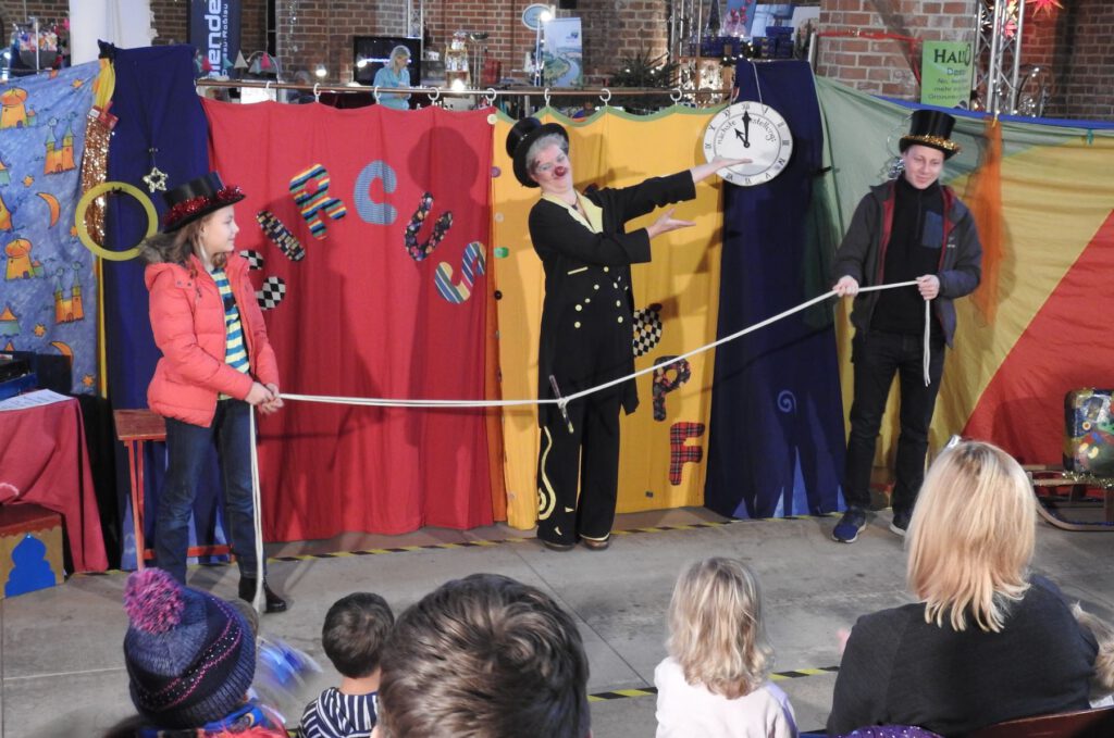 Zauberseil Circus Knopf